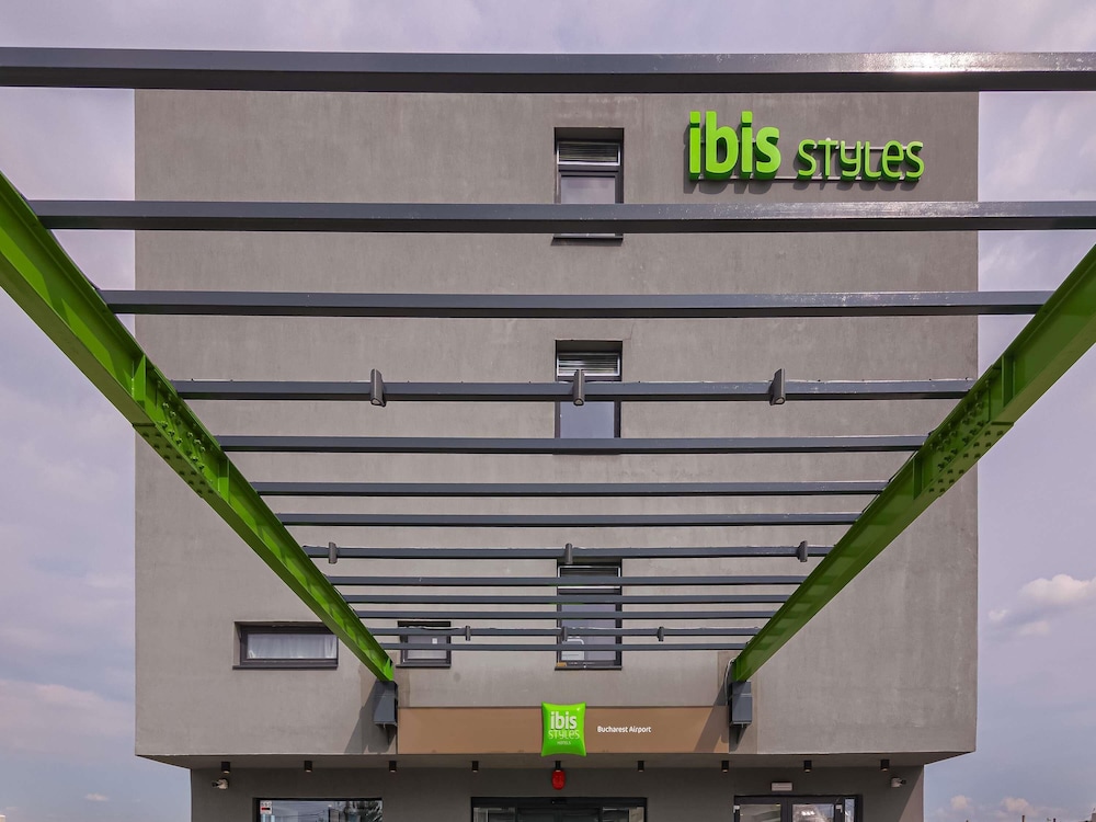 ibis Styles Bucharest Airport 1/54