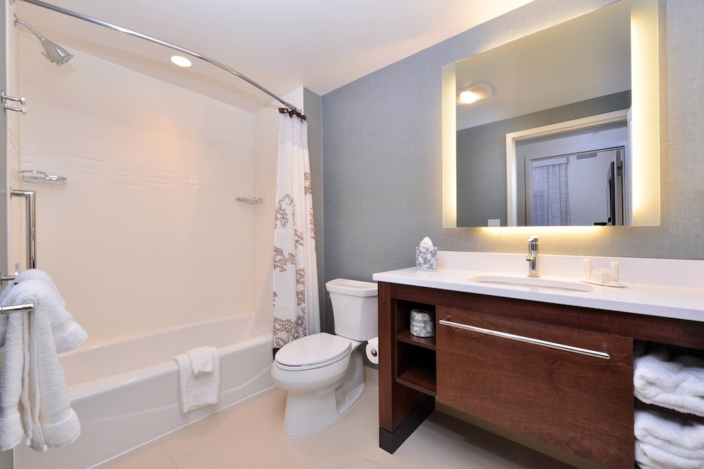 RESIDENCE INN EAST LANSING 34/36