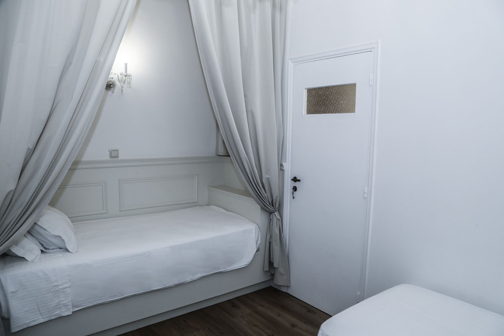 Athens Koukaki Boutique Apartments 15/50