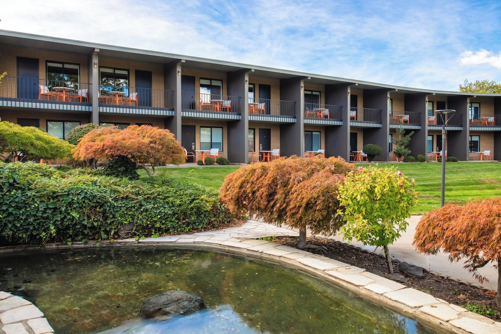 Holiday Inn Richland on the River, an IHG Hotel 60/68