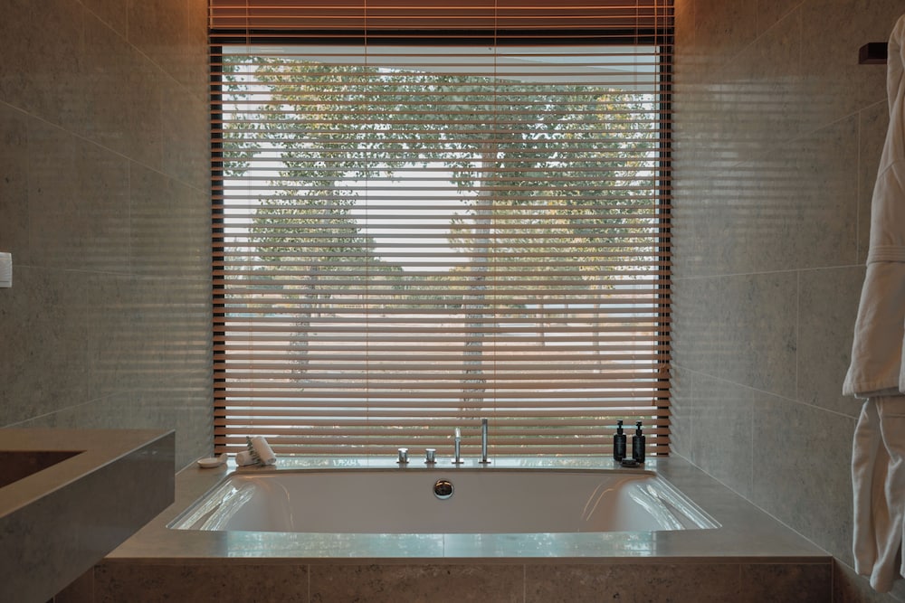 Junior Suite, King Bed, Sky View