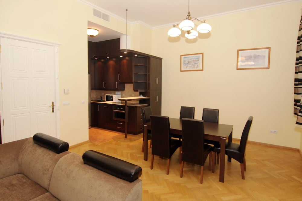 Made Inn Budapest Apartments 30/48