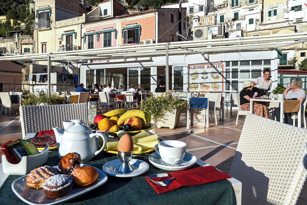 Hotel Amalfi 60/79