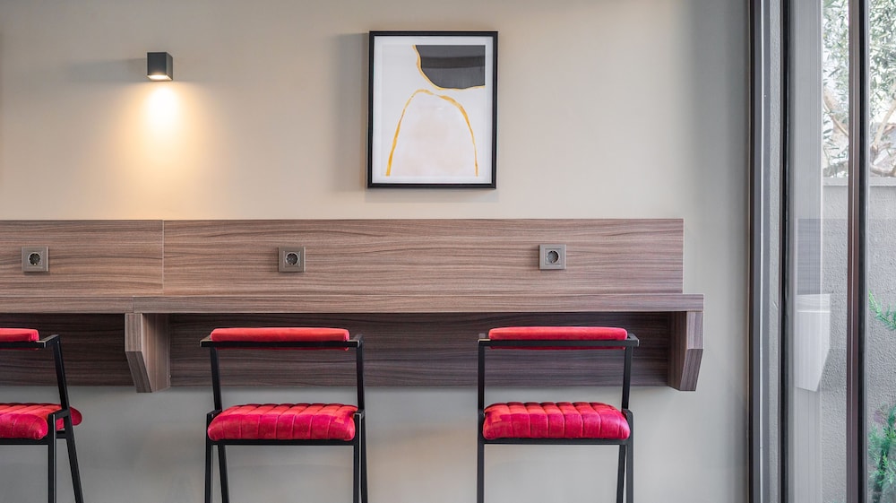 Vesta Suites 40/50