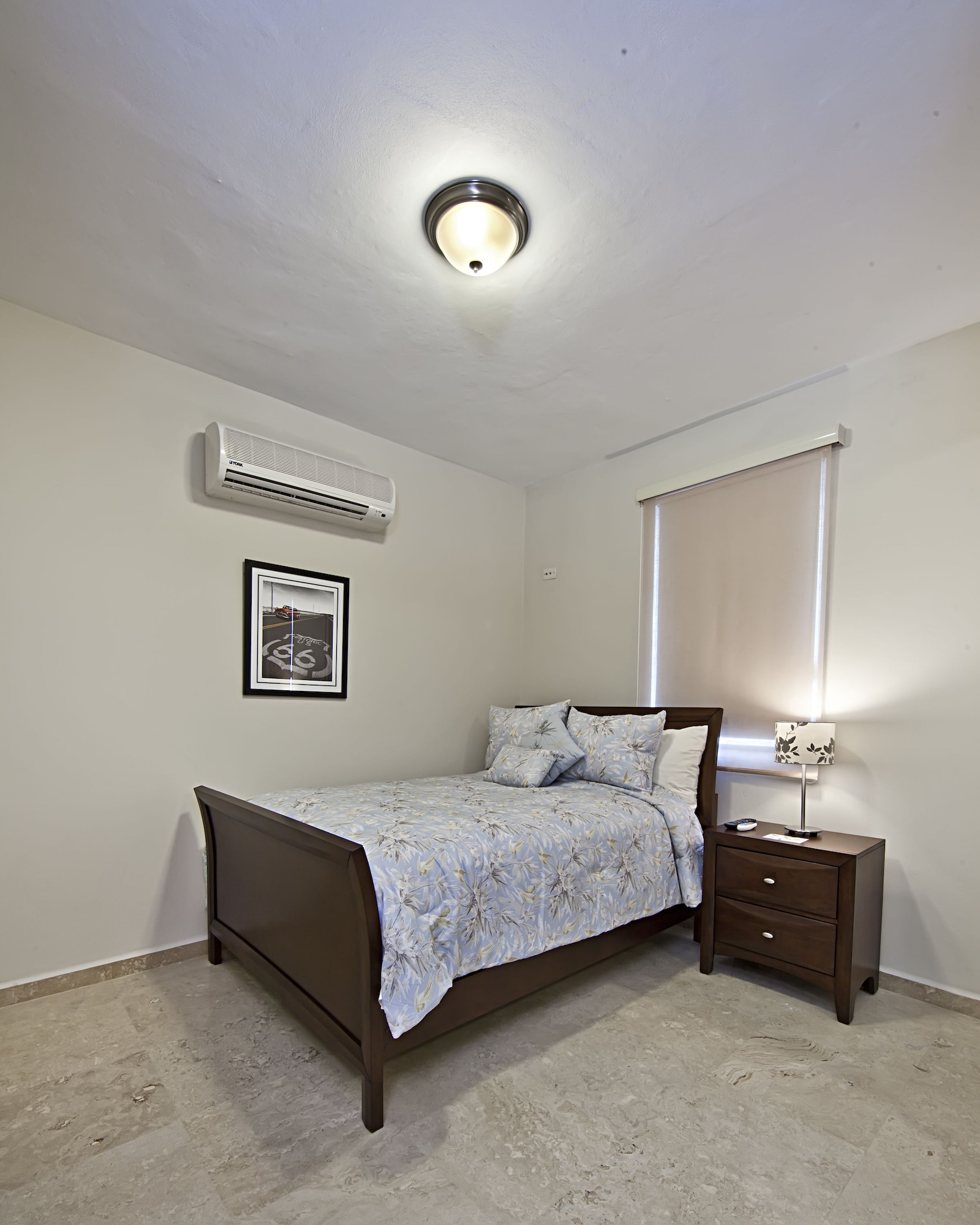 DELUXE, SUITE