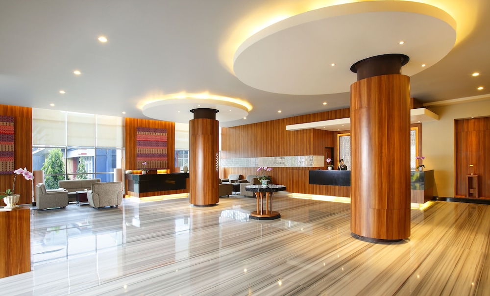 Hotel Santika Makassar 7/37