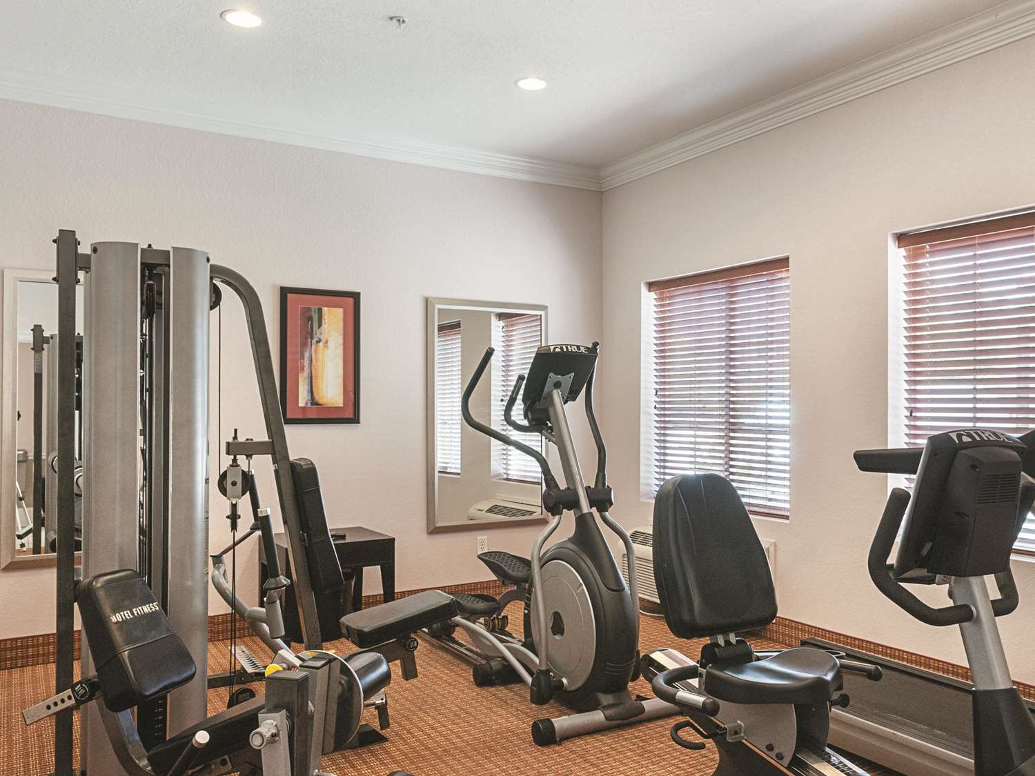 Studio6 Slidell, LA North Shore 25/52