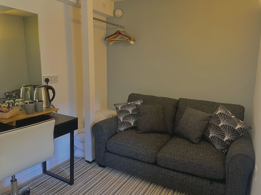 The Sibson Inn Hotel 18/50