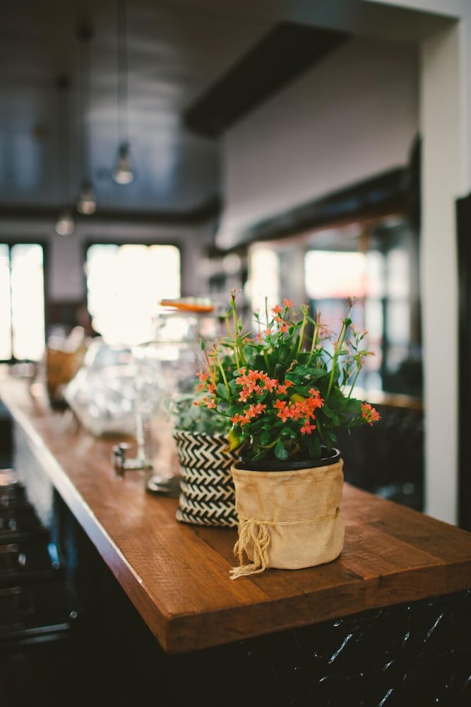 The Commercial Boutique Hotel 36/60