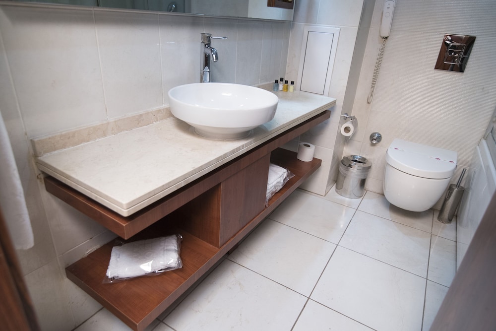 Midmar Deluxe Hotel 23/67