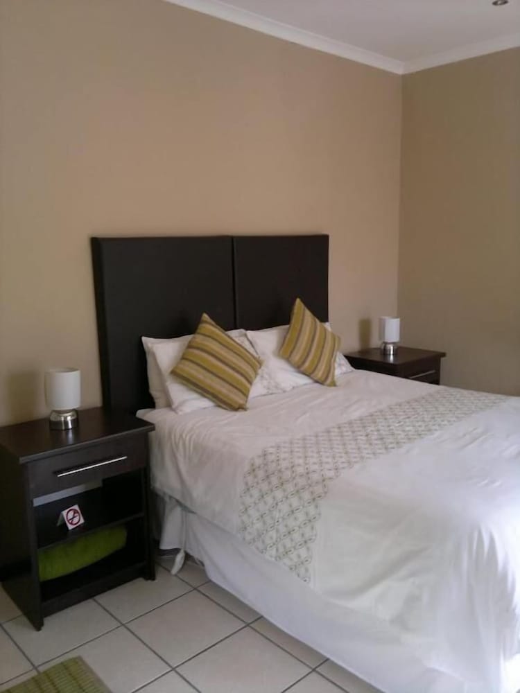 Oasis Shanti Backpackers 20/49
