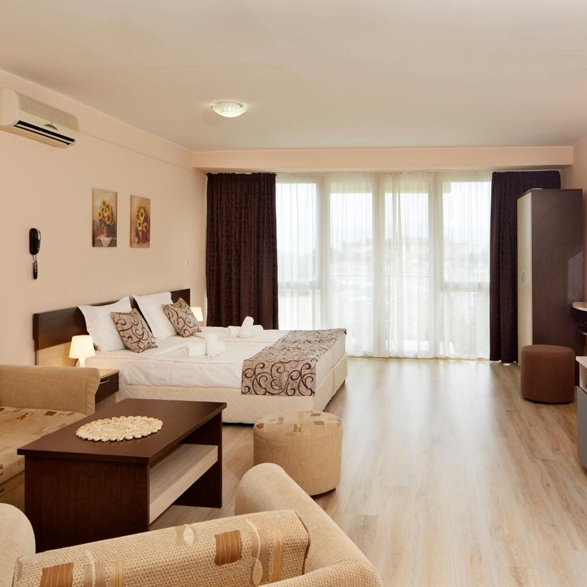 HOTEL VECHNA R 21/53
