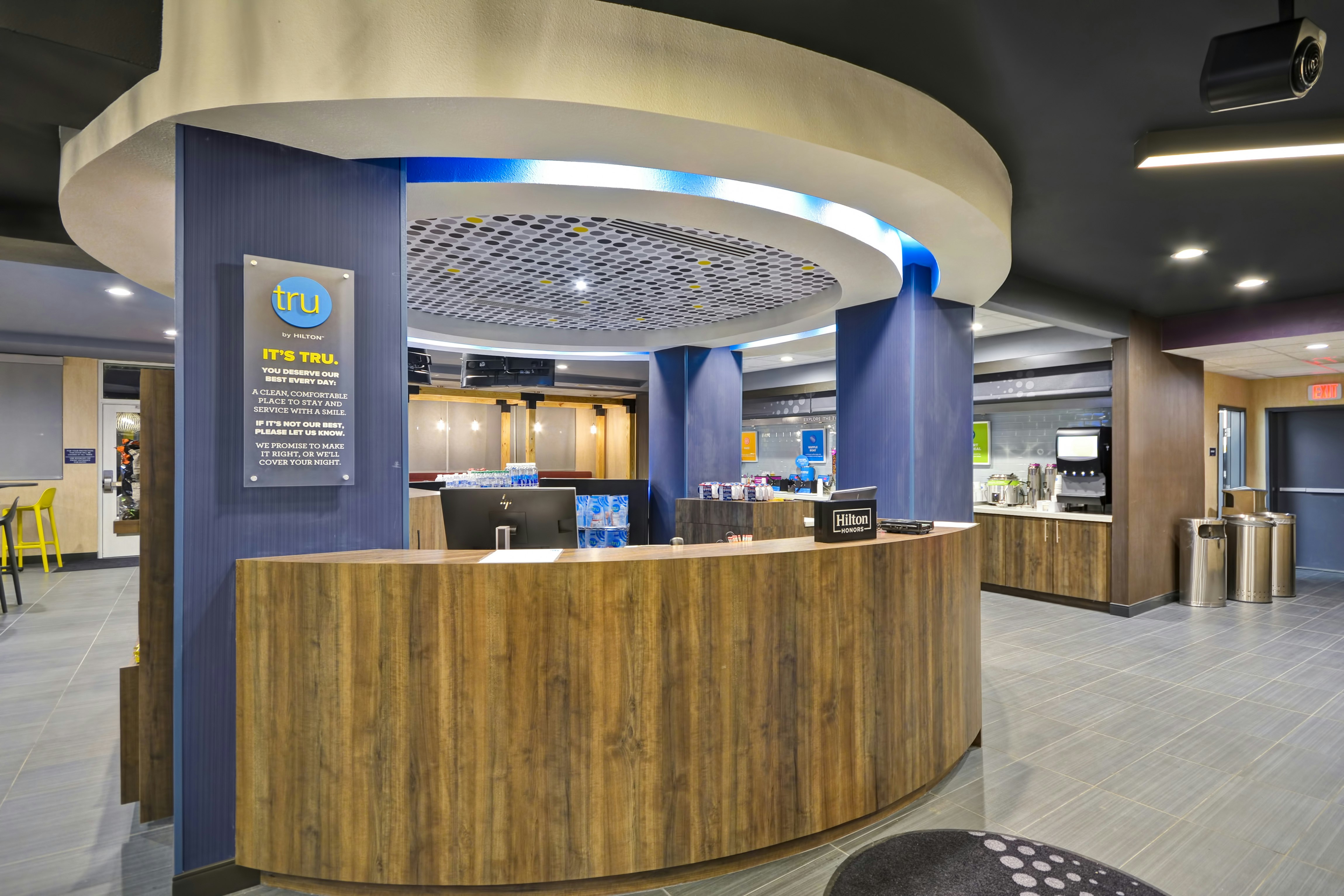 Lobby at Tru By Hilton Corpus Christi South Padre Island Dr, CORPUS CHRISTI - TX