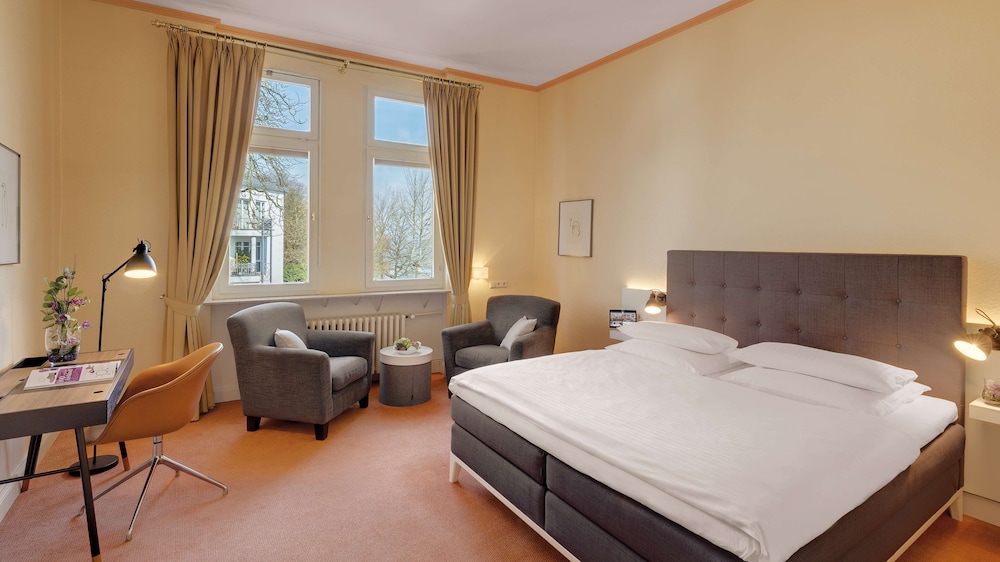 Ringhotel Rheinhotel Dreesen 6/41