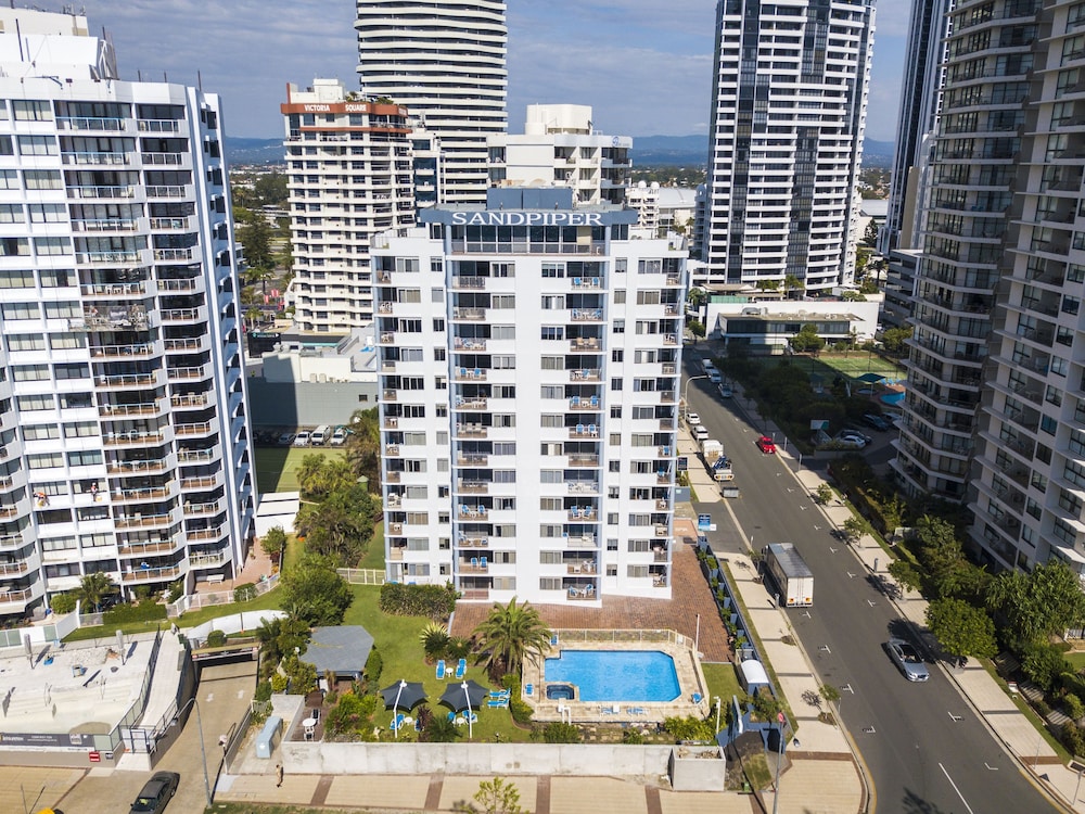 Sandpiper Apartments 2/71