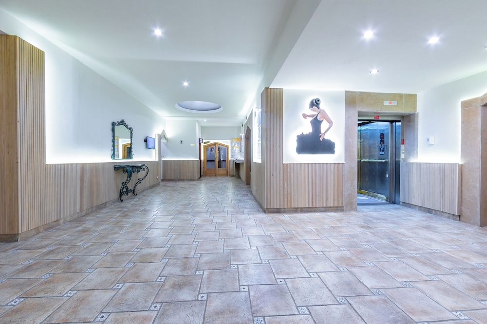 Lobby at TOP Flamenco Beach & Resort, QUSEIR