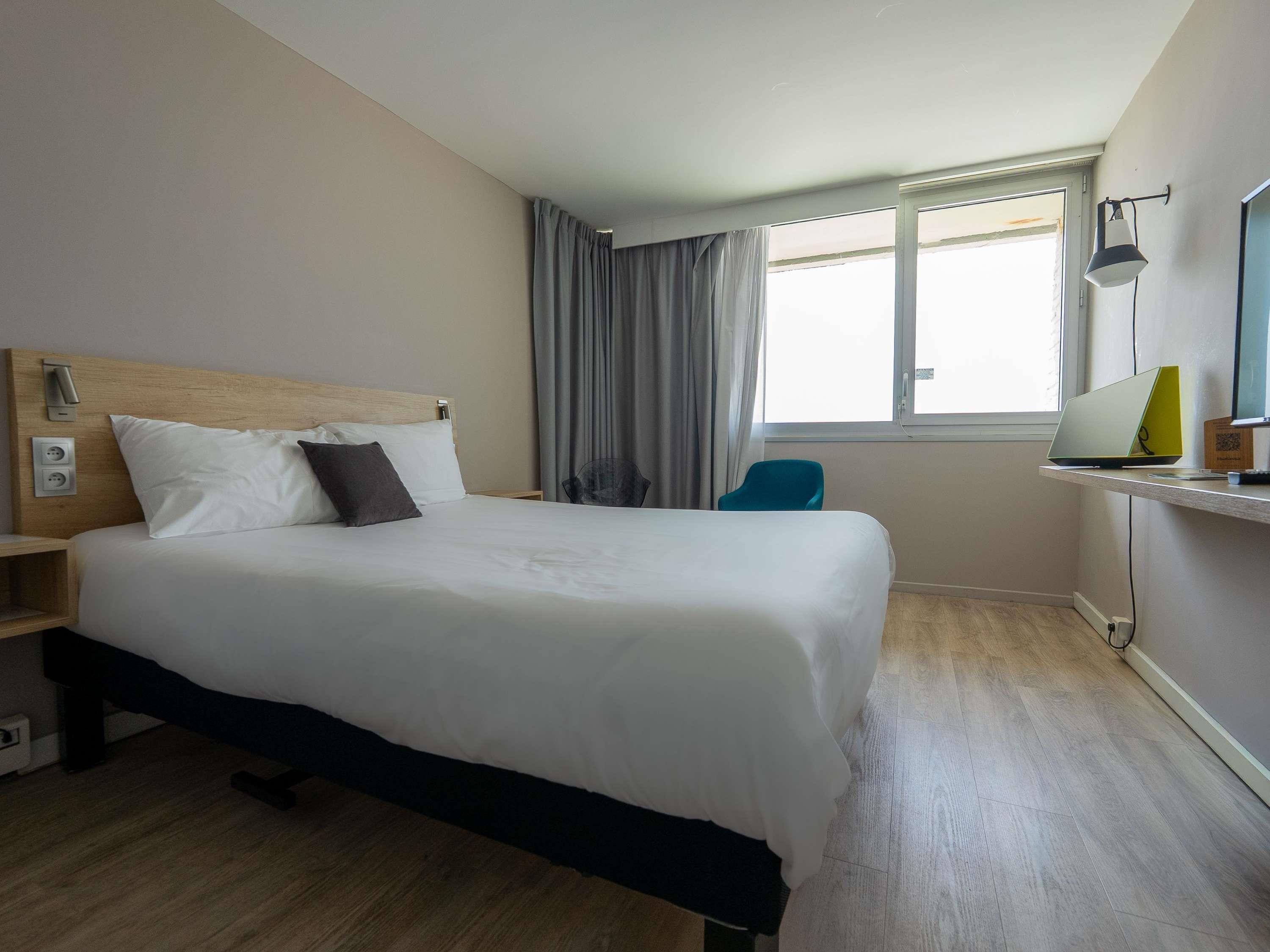 Standard, Double Bed, Sea Front