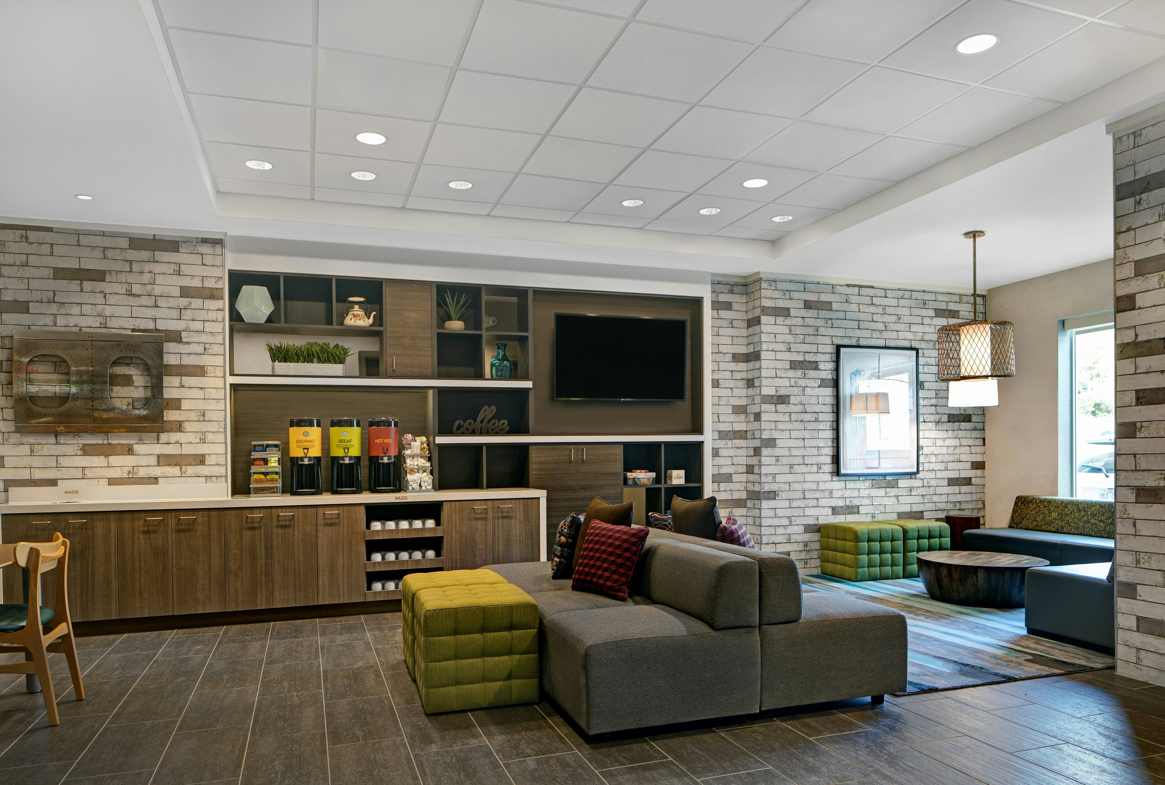 Home2 Suites By Hilton Asheville Airport 8/17