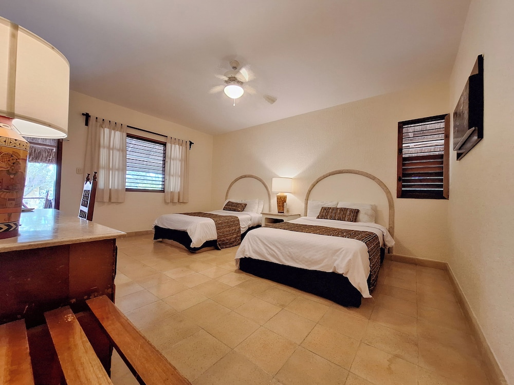 Chicanna Ecovillage Resort 16/66