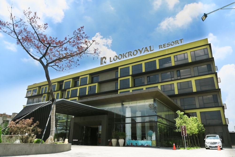 Look Royal Resort 4/50