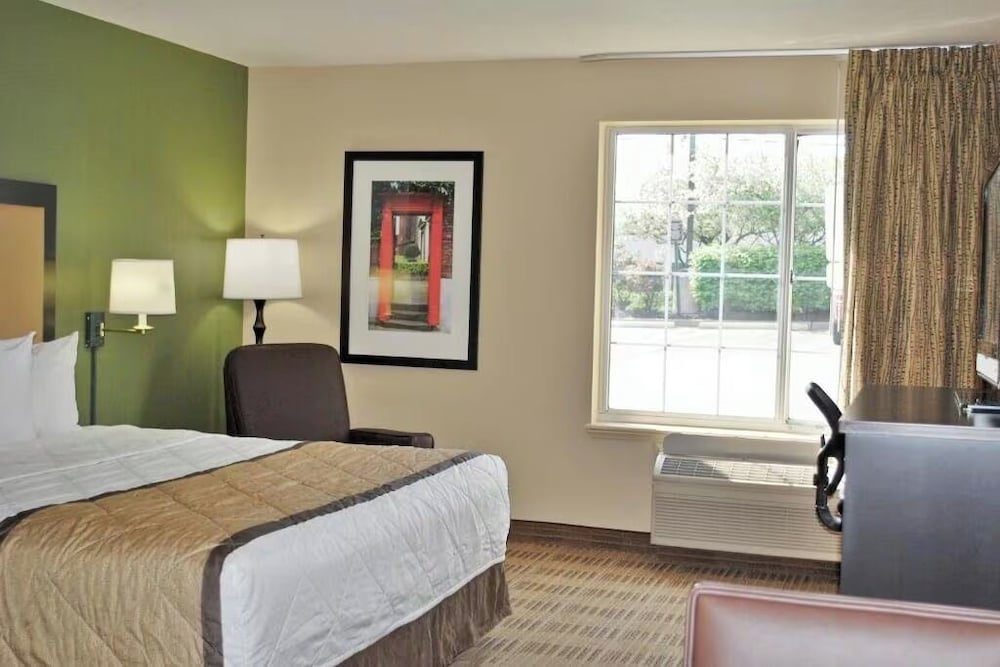 Studio 6 Extended Stay Memphis Airport TN 25/52