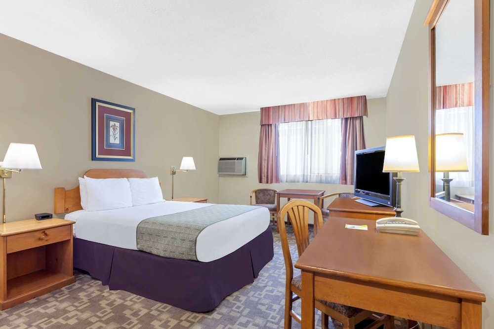 Days Inn by Wyndham Bellingham 9/18