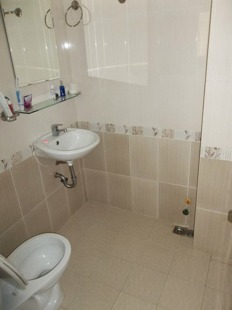 RedDoorz Marieline 2 Hotel 15/43