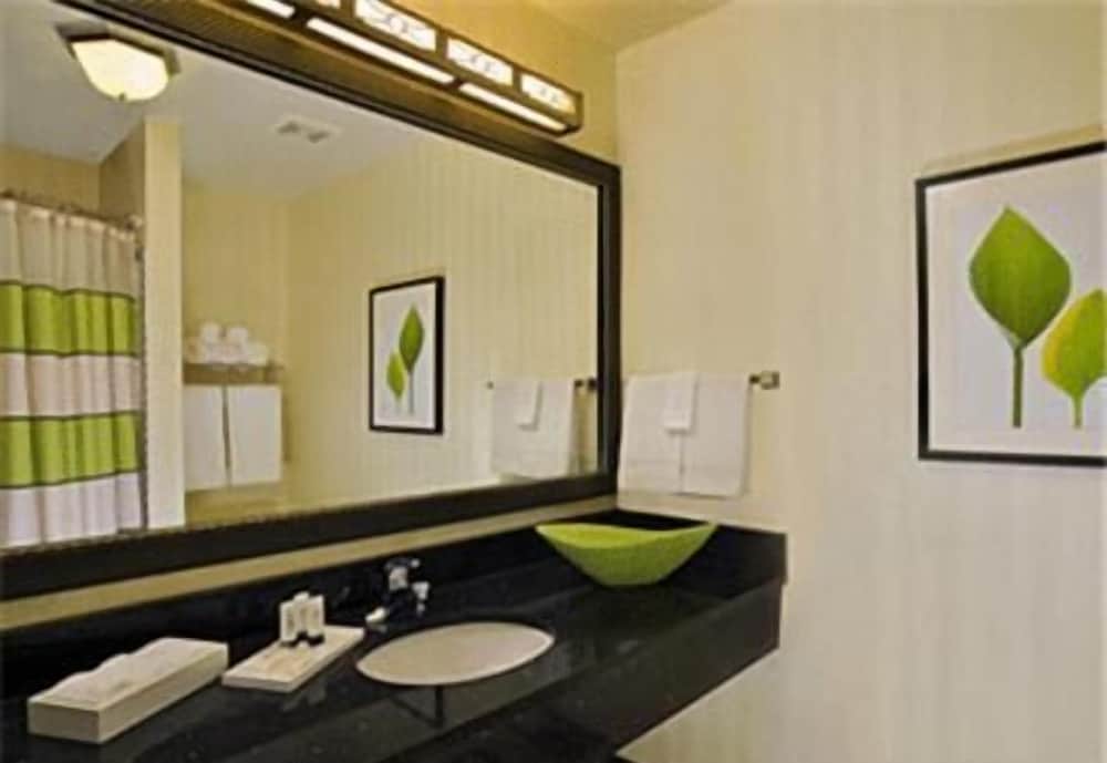 Fairfield Inn and Suites Tulsa South Medical District 43/47