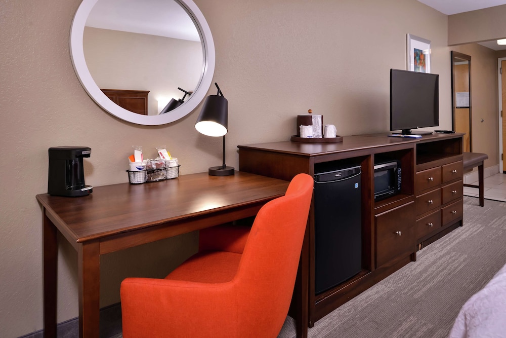 Hampton Inn Florence Midtown 34/45
