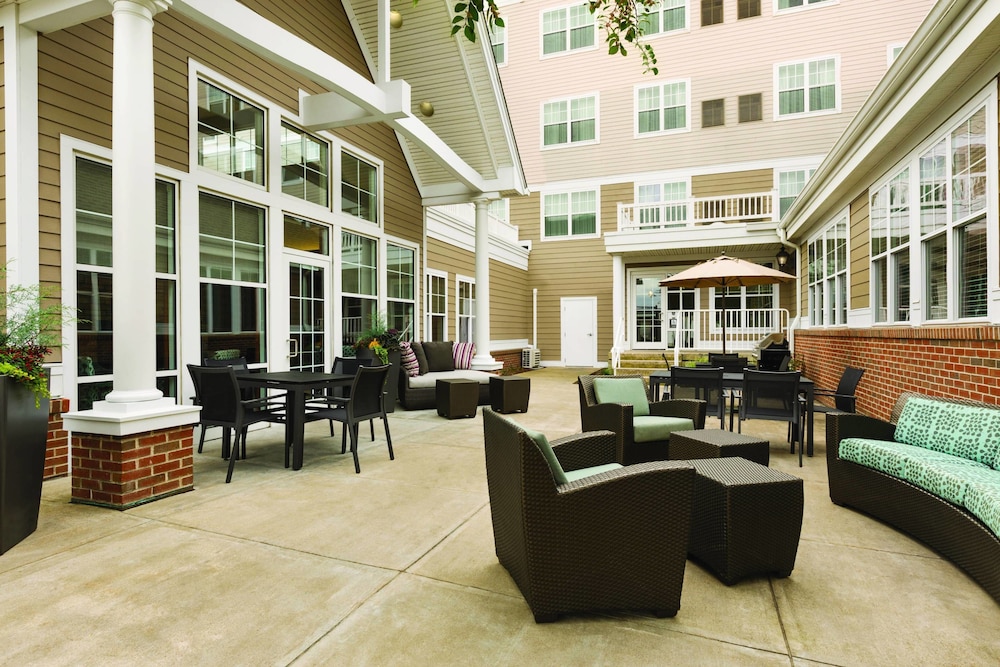 Residence Inn by Marriott Newport/Middletown 27/38