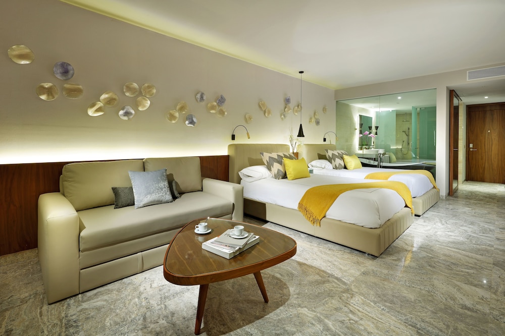 Select, Junior Suite, Family, Single, King Bed, Panoramic Ocean View