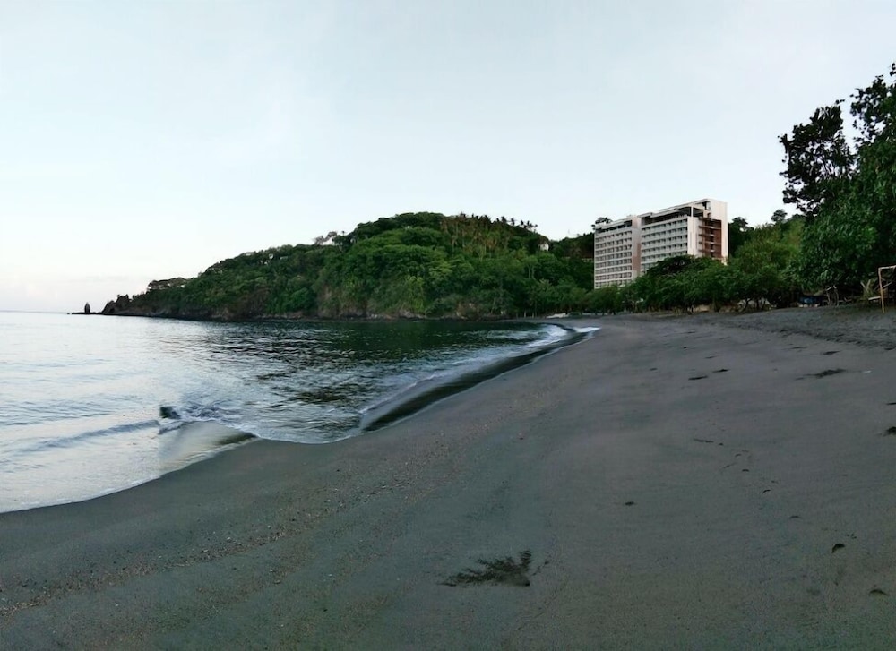 Louis Kienne Resort Senggigi 56/68