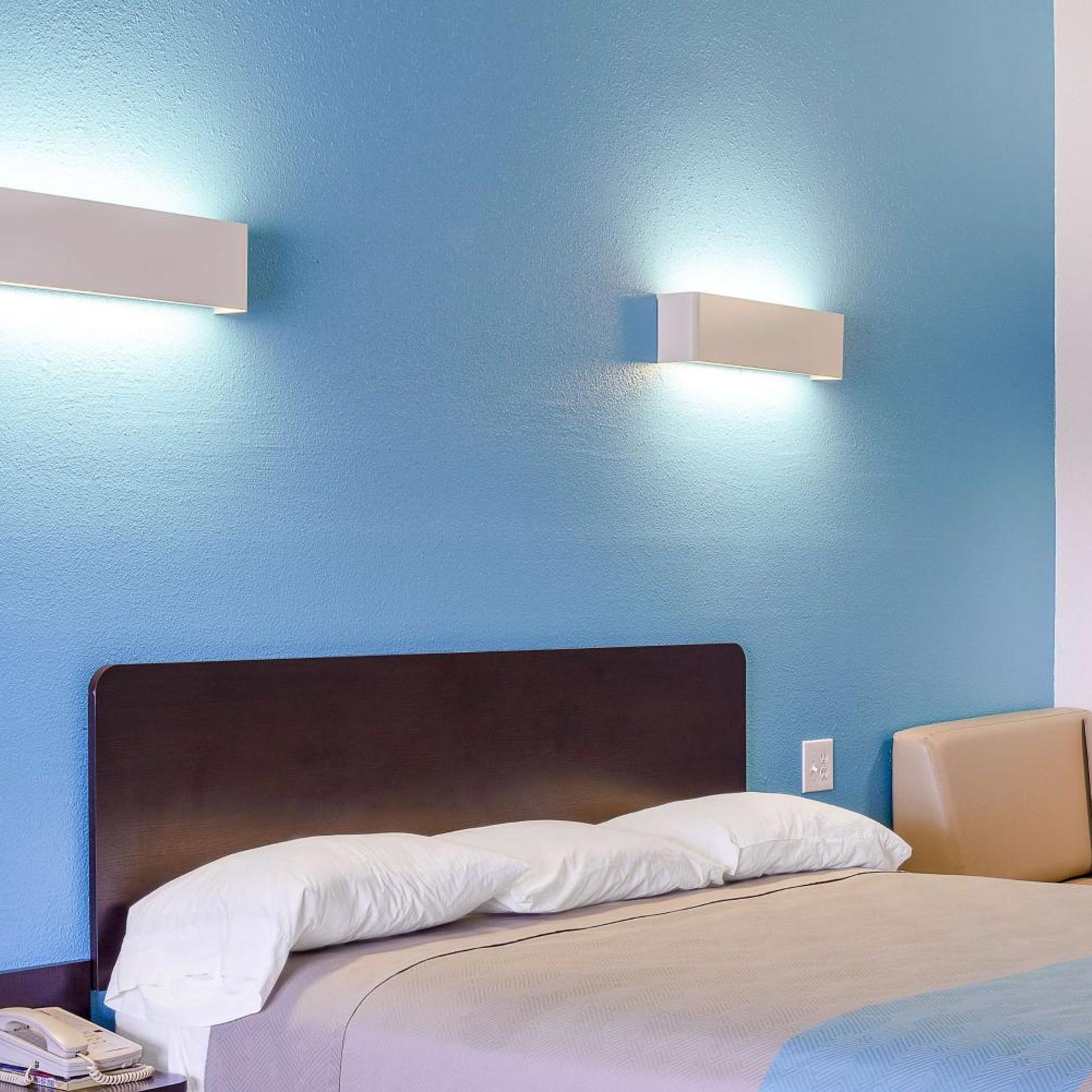 غرفة بسرير كينج لذوي الإعاقة، Motel6 Canton, TX 4/10
