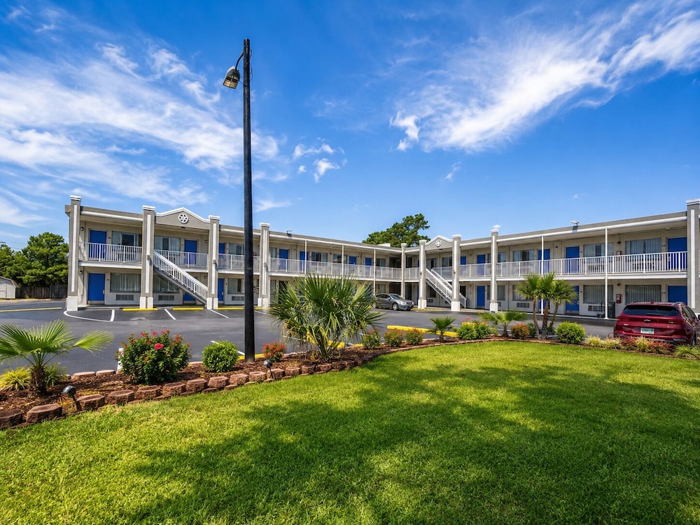 Sunset Inn 34/37