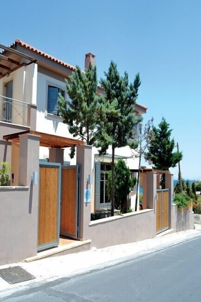 Xanthippi Hotel Apartments 8/42