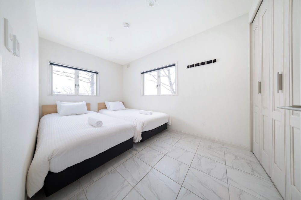 Powdersuites 13/45