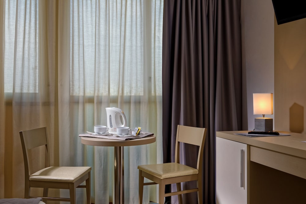 JR Hotels Gate 7 Bologna 46/70