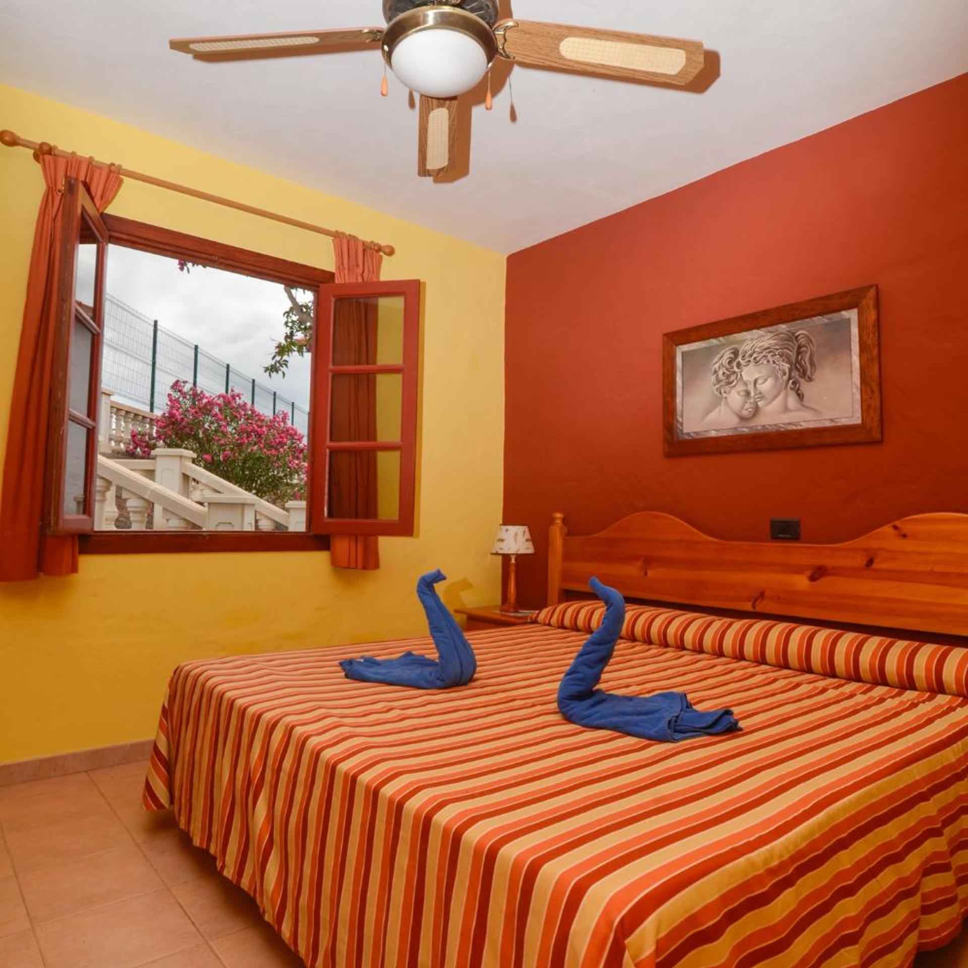 Castillo Beach Bungalows 28/60