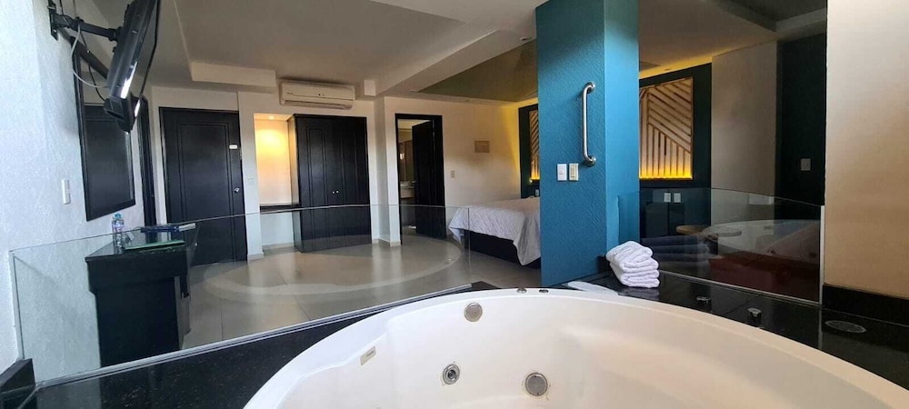 Hotel Borda Cuernavaca 45/49