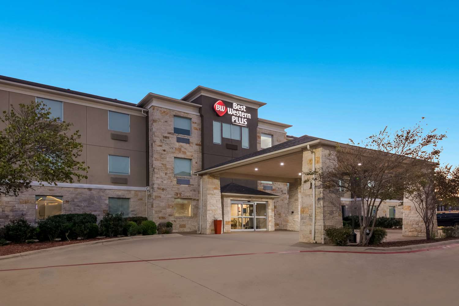 Best Western Plus Killeen/Fort Hood Hotel & Suites 23/27