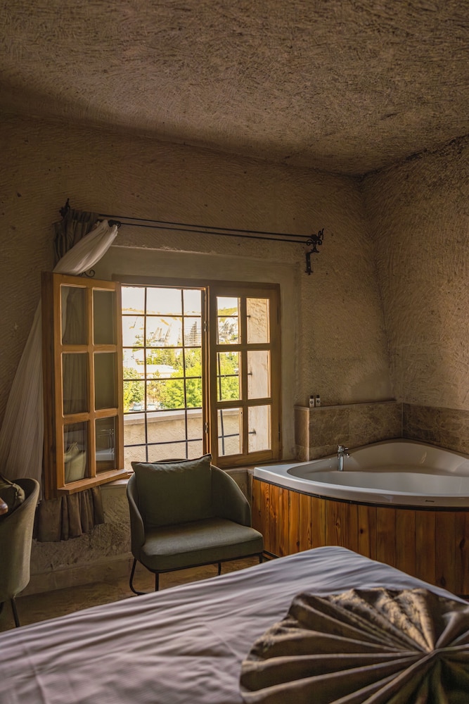 Cave Hotel Saksagan 25/48