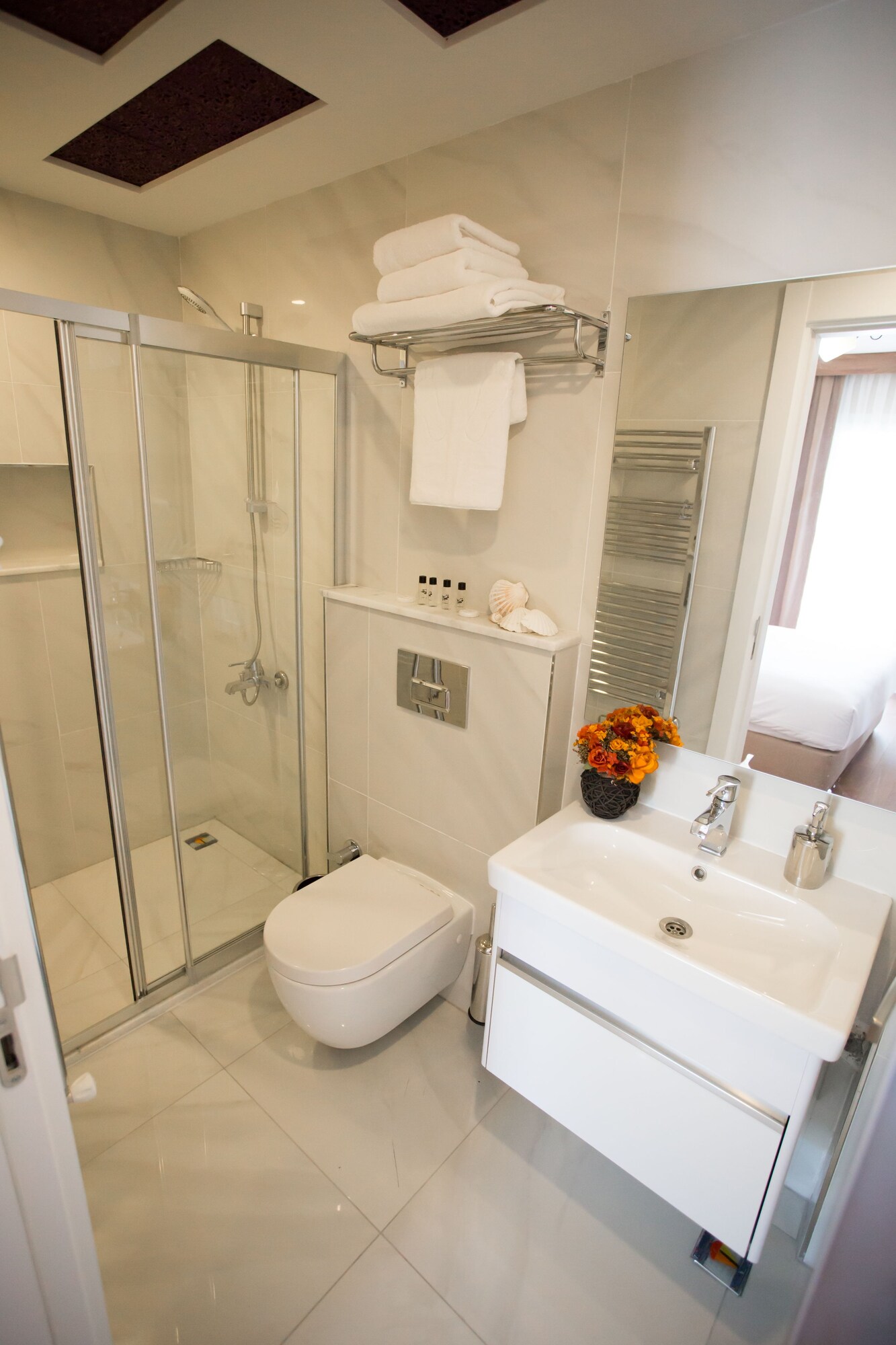 Deluxe, King Bed, City View, Accessible