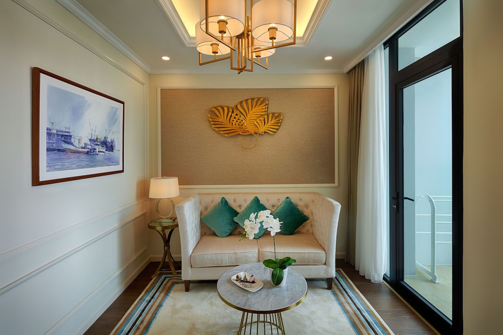 Melia Vinpearl Da Nang Riverfront 45/81