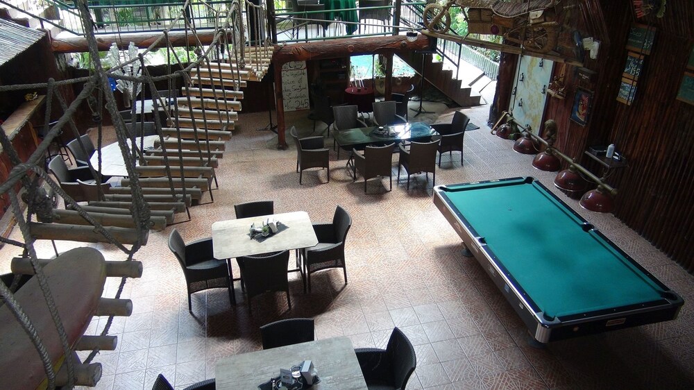MB s Garden Inn 26/54