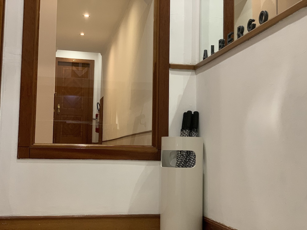 Albergo Delle Regioni 28/44