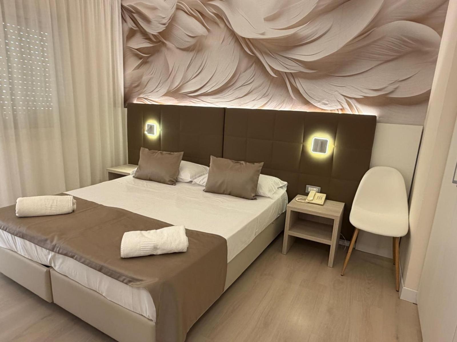 Hotel Eros 15/50