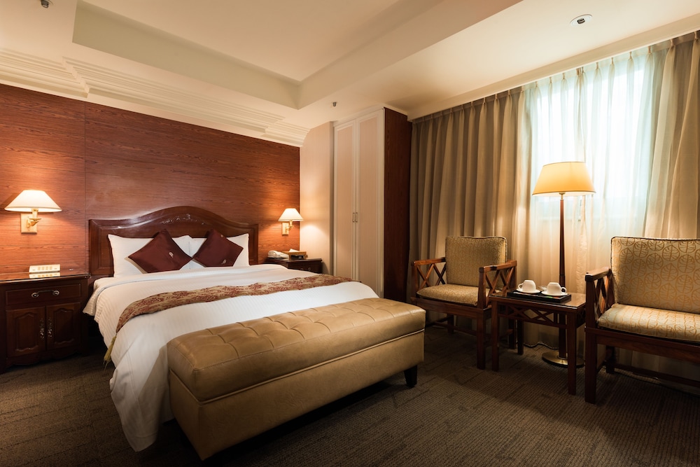 New City Hotel 13/41