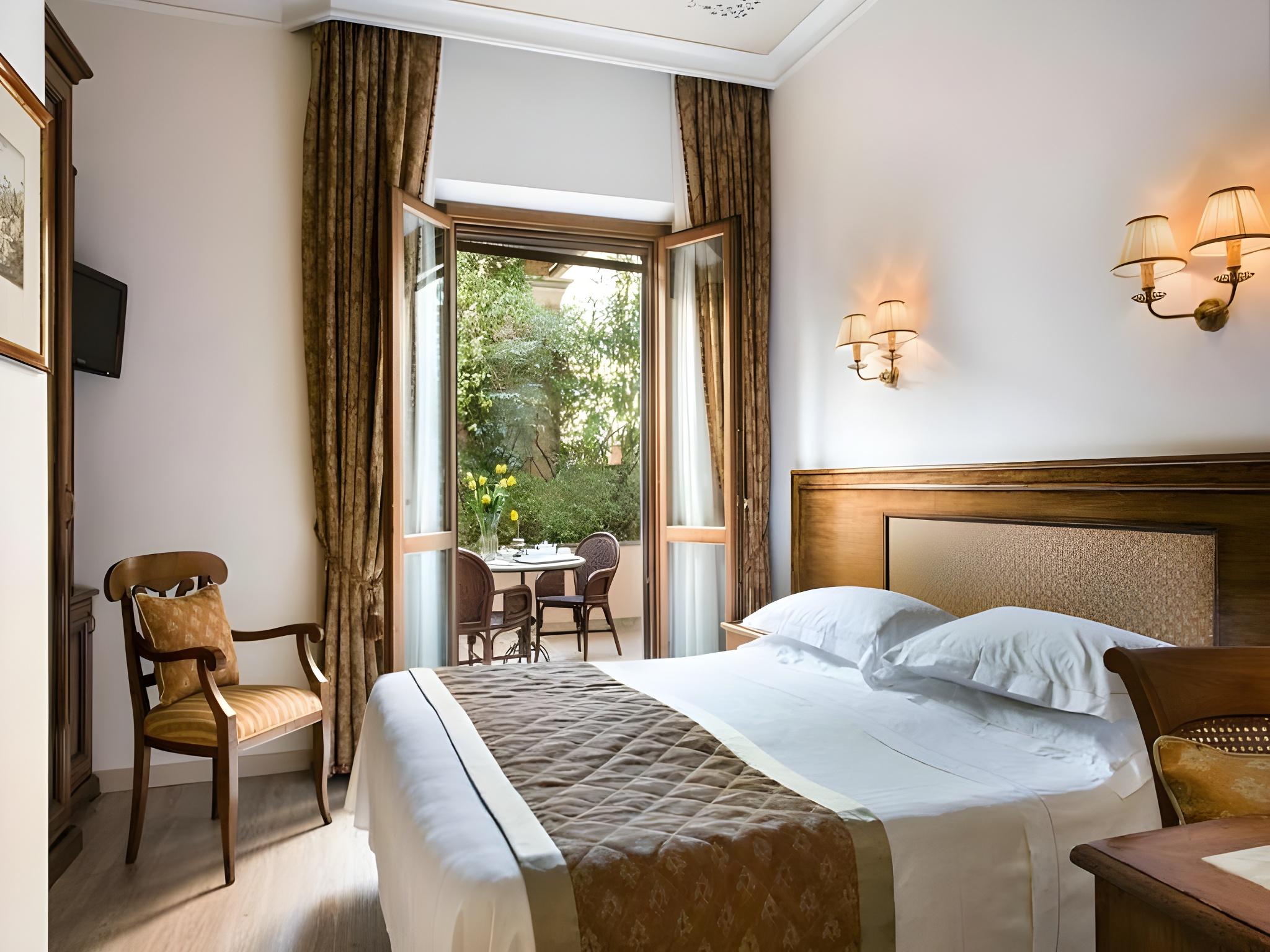 Standard, Double Bed