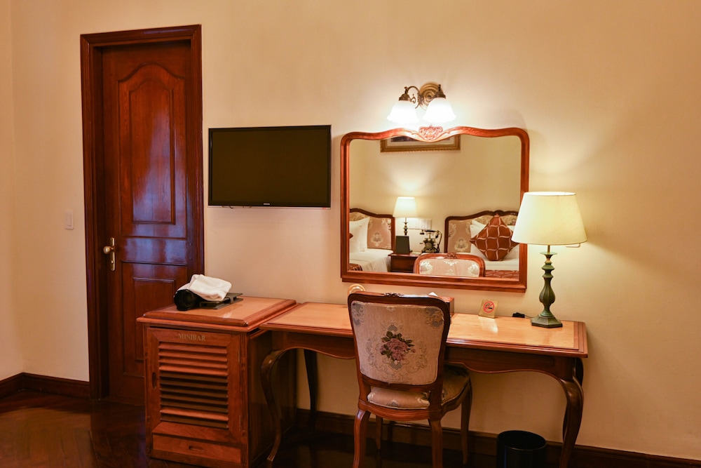 Hotel Grand Saigon 63/73