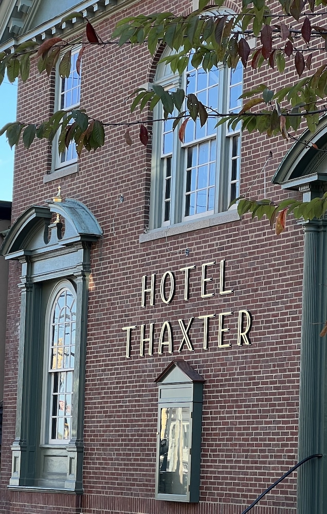 Hotel Thaxter 1/50